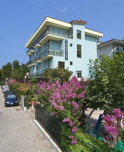 Hotel Barbiani Rimini Exterior photo
